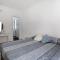 3 Bedroom Nice Apartment In Agropoli-4