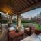 Stylish Villa with Pool Near Lucca-8