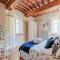 Villa near Lucca with Tuscan Charm-40