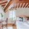 Villa near Lucca with Tuscan Charm-8