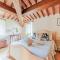 Villa near Lucca with Tuscan Charm-10