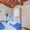 Villa near Lucca with Tuscan Charm-41
