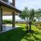 Ausblick Lazise Gardasee - Ferienhaus mit Seeblick, Infinity Pool, Garten und Garage-75