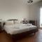 Appartamento Deluxe con 2 Camere da Letto e Balcone
