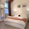 Belvedere 237A Lakeview Luxury Apartment-38