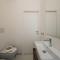 Rome Centre - Spacious Apartment - Jacuzzi - AC - WiFi-26