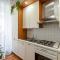 Deluxe Apartment - Jacuzzi & Cinema, 500m to Metro B, 6-8 pax-24