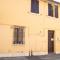 GuestHost - Cozy Apartment in the Heart of Ravenna-14