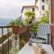 GuestHost - Lovely studio with balcony a few mt from the lake-1