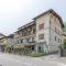 ROMANTIC COMO HIDEAWAY with private parking-21