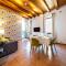 CHARMING HOUSE - 5 minutes from Two towers-15