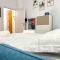 Modern apartment with Private Balcony Near Colosseum-20