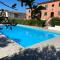 Apartment - Sleeps 3 & swimming pool-8