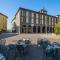 Luxury Retreat in Iseo - Jacuzzi, Balcony & Wi-Fi in the Heart of Town-13