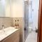 Ampio Apt Moderno a Due Passi da Trastevere-16