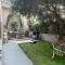 JOIVY Exclusive 2-Bedroom Villa with Private Garden - 5 minutes from the Colosseum-3