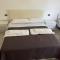 Flaminia guesthouse-7