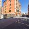 Airport 8 Minutes, 2BR, Terrace, By Tilo-45