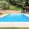 Loretta - Private holiday apartment with shared pool-26
