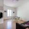 GuestHost - Nicola's Nest-8