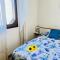 Comfy seafront apartment-Beahost-2