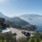 Lake Como views, bright cozy apartment-19