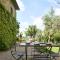 Historic Villa In The Heart Of Tuscany-24