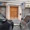 Charming 3-Guest Apt in San Giovanni Landmark-6