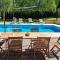 Holiday Home Villa Salici, pool & garden