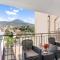 Luxurious Apartment with a View of the Sea and Mount Vesuvius-11