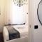 ComeCasa Sforza Chic Stay -10 Min Walk from DUOMO-38