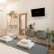 Imperium Luxury Suites - 100mt to Metro A, 5 min to center, pvt bathroom, A-C-9