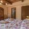 Charming Apartment In Tuscan Farmhouse-9