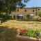 Charming Apartment In Tuscan Farmhouse-16