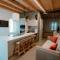 ComoLakeHouse