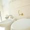 Cozy Home Milano 5 posti letto - 15 minuti dal Duomo - Metro M1 a 4 minuti - AC - Wifi - Netflix-25