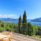 Sunny villa with pool & lake views! Villa Poggio al Lago-37