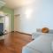 Duomo 10 minutes away Spacious 5 pax balcony wifi AC-33