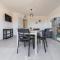 Modern 2BR Retreat in Pula - Bright & Quiet-9