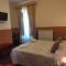 Bed & Breakfast Hostel H24-28