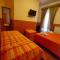 Bed & Breakfast Hostel H24-37