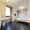 The Central House Piacenza camere con bagno privato self check in-4