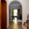 Villa d'Este - Historic City Villa with WiFi & Air Conditioning-9