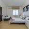 Family comfort, DUOMO 12min walk away, with Parking in front-6