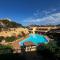 Casa Le Rocce con piscina condivisa-18