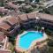Casa Le Rocce con piscina condivisa-33