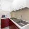 Apartment with air conditioning and sea views-11