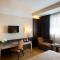 Starhotels Grand Milan-44
