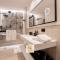 GoldenSuitesItaly Duomo Luxury Apartment-21