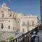 Garibaldi Rooms Boutique Stay with Jacuzzi & Piazza Views in Val di Noto-56